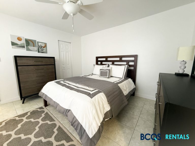 Spacious 3 Bed Plus Den 2 Bath - 262 - Bedroom New 1 - [WM]